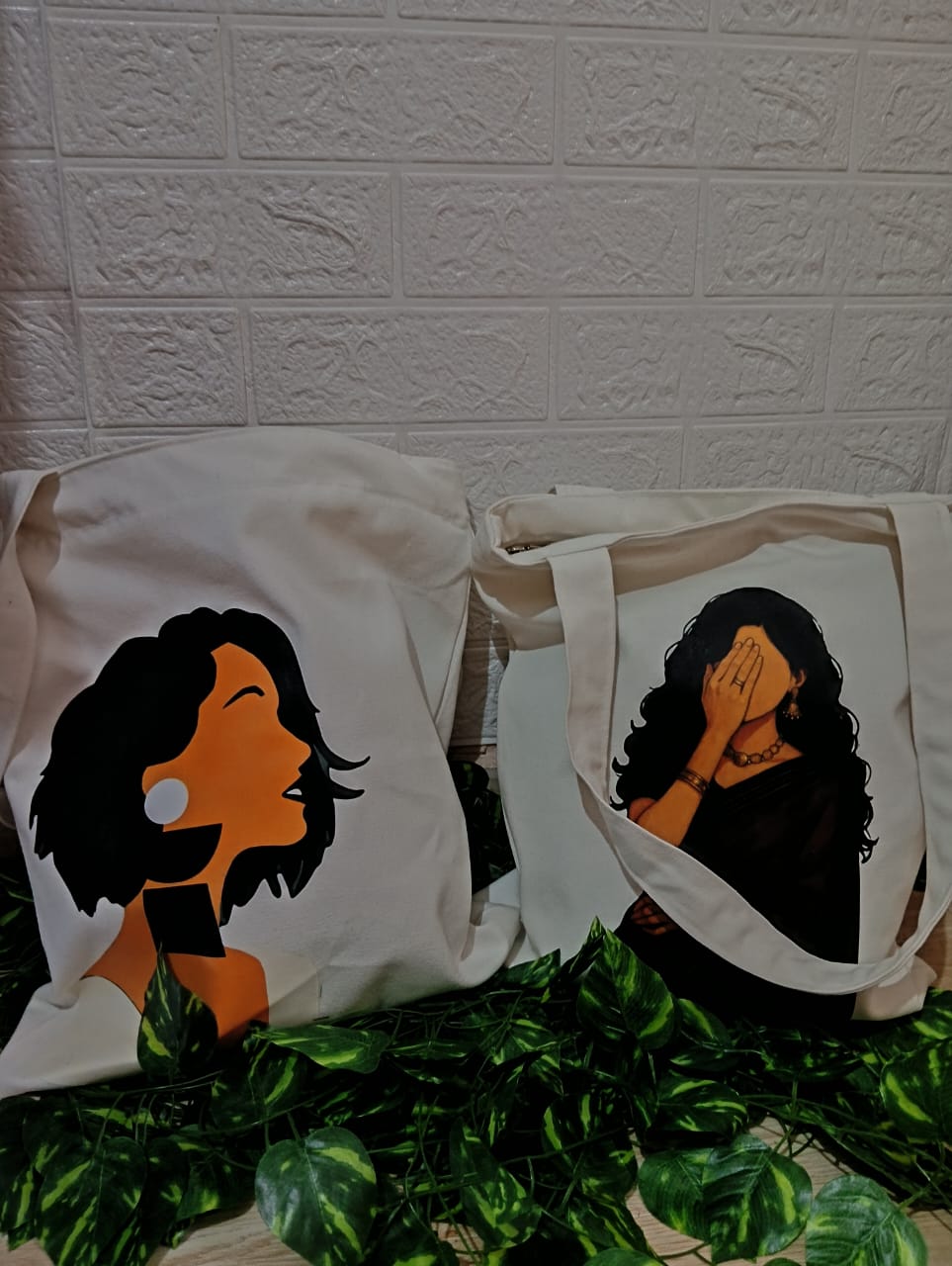 Illustration Print Canvas Tote Set